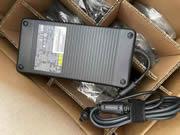 Fujitsu 19V 11.05A Laptop AC Adapter 笔记本电源，笔记本电源7.4 x 5.0mm 