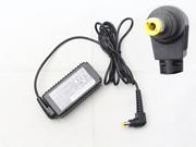 PANASONIC 16V 1.5A Laptop AC Adapter 笔记本电源，笔记本电源5.5 x 2.5mm 